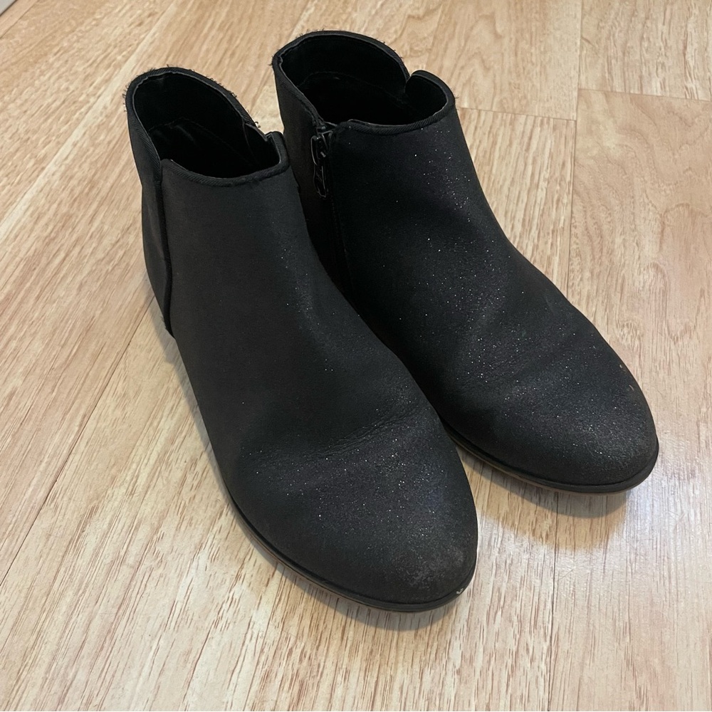 SOLD Cat & Jack ankle boots